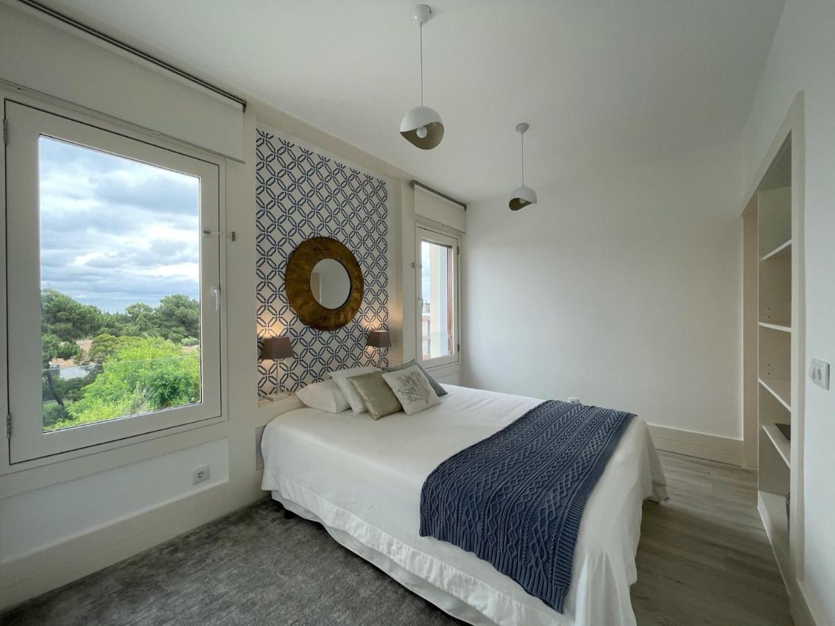 Beautiful Penthouse Apartment With Terrace - 4 Minute Walk To The Beach Troia Eksteriør bilde